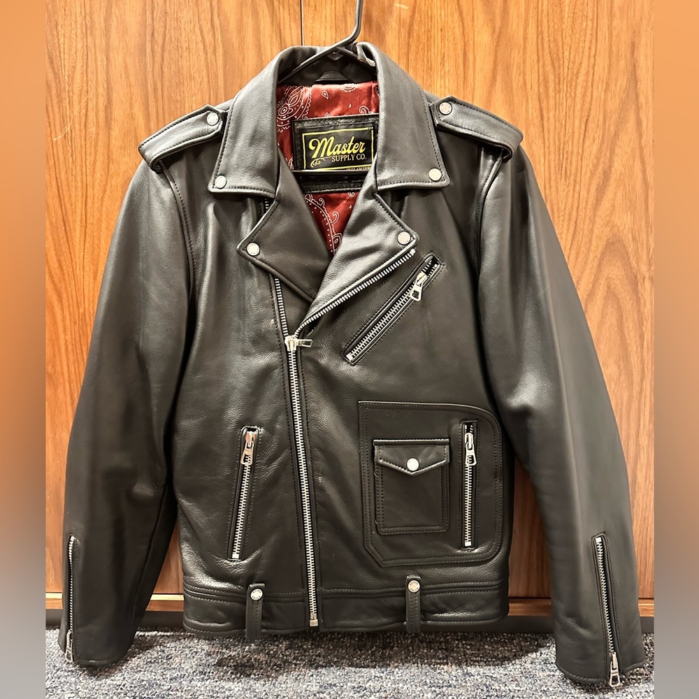 Master supply widowmaker leather jacket